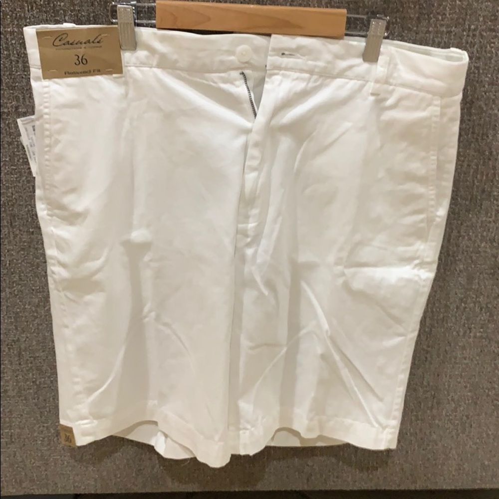 Roundtree & York casuals shorts